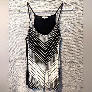 Maurices size small tank black and white detail